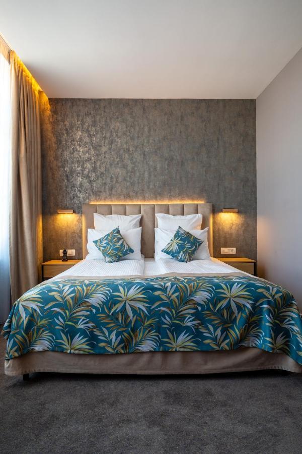 Joyme Hotel Сибиу Экстерьер фото